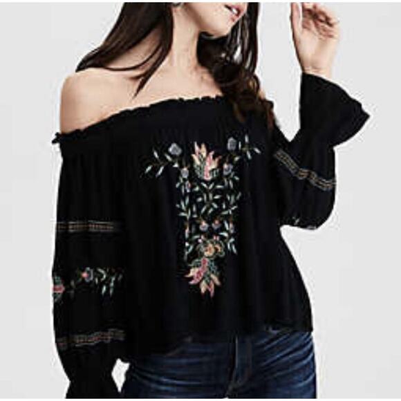 American Eagle Outfitters Tops - American Eagle Outfitters Floral Off-The-Shoulder Top Sz S Crop 3/4 Sleeve Boho